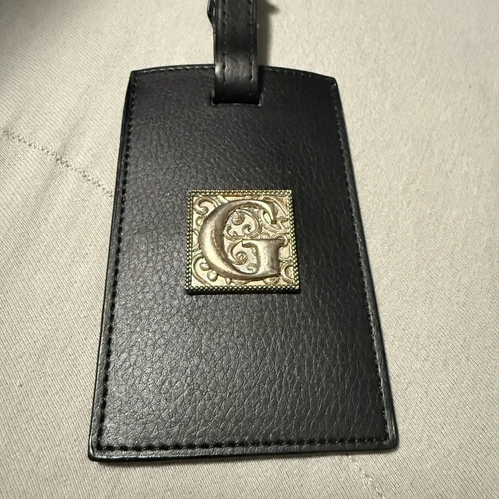 Black Leather luggage Tag with silver G monogram Emblem